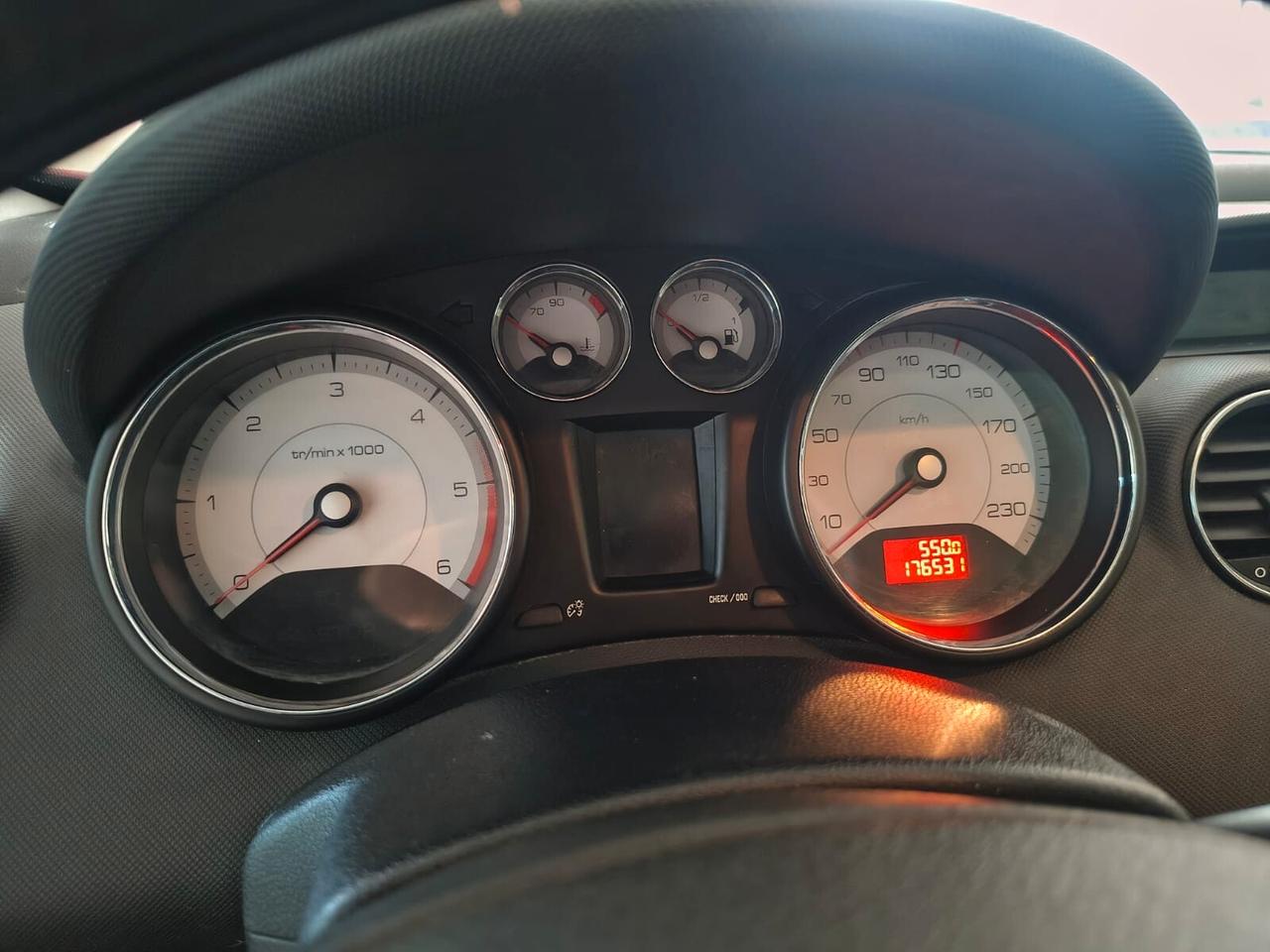 Peugeot 308 1.6 HDi 90CV 5p. Premium