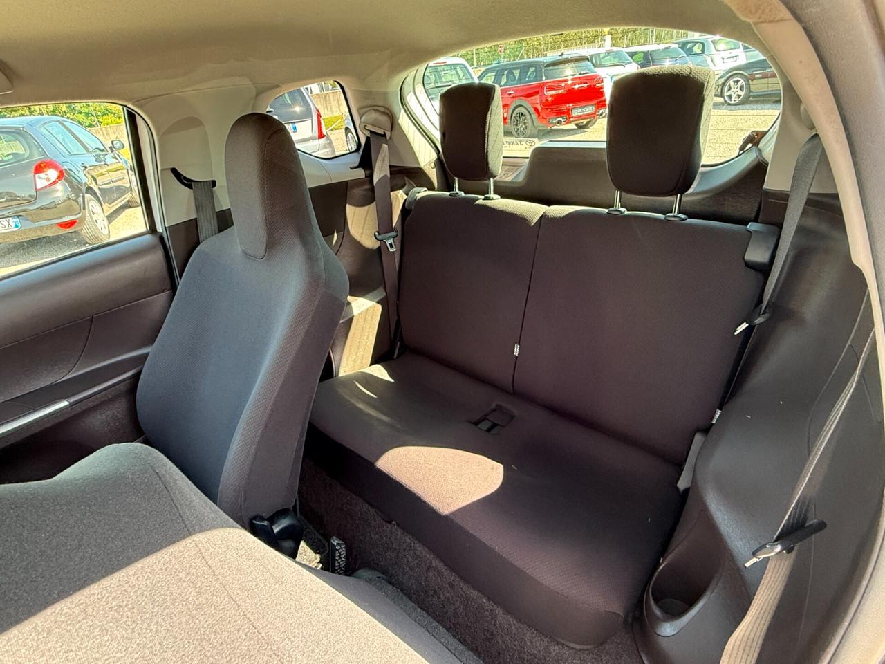 Toyota iQ 1.0 Multidrive