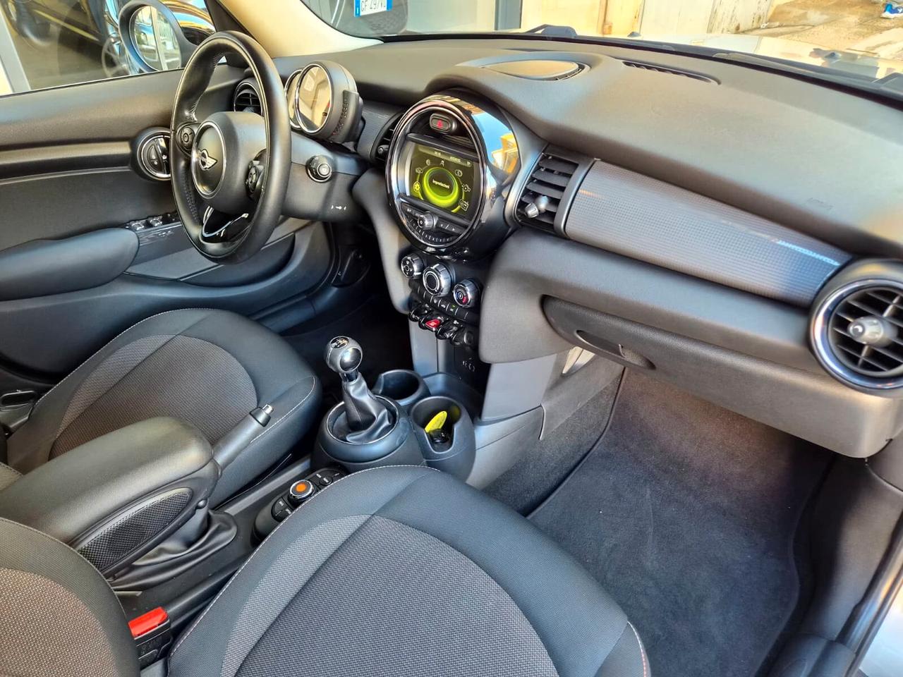 Mini 1.5 Cooper D Hype 5 porte