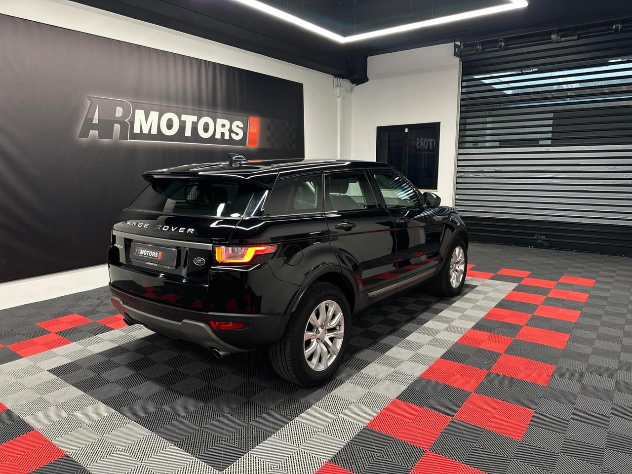 Land Rover Range Evoque Iva esposta Autocarro N1