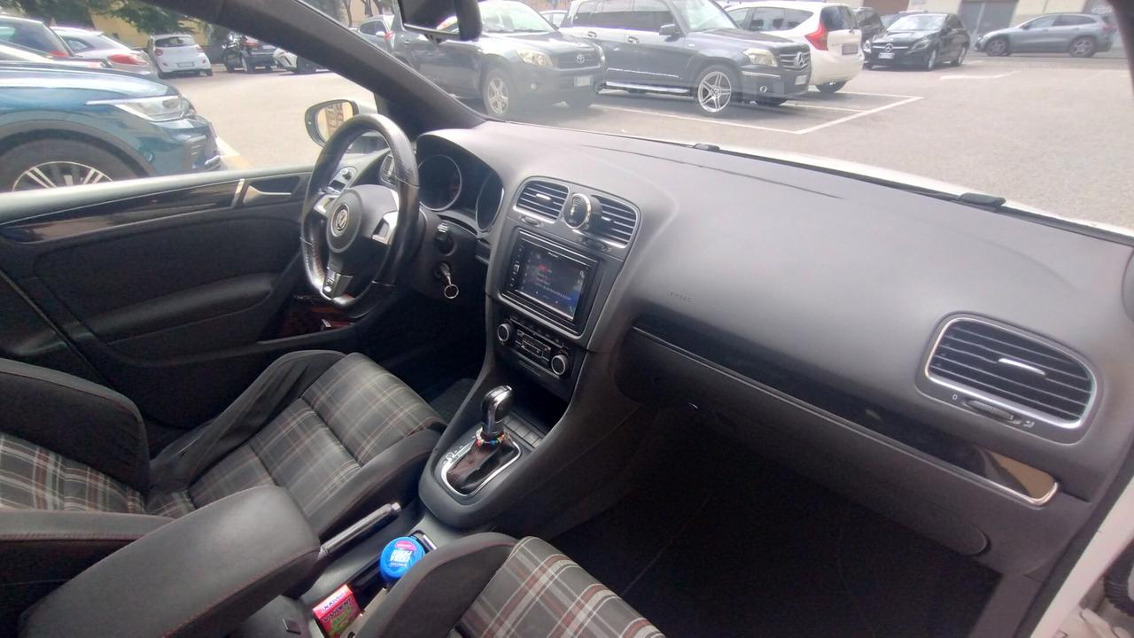 Volkswagen Golf GTI 2.0 TSI DSG 5p.
