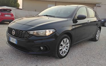 Fiat Tipo 1.6 Mjt S&S 5 porte S-Design