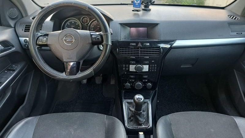 Opel Astra 1.7 CDTI 101CV 5 porte