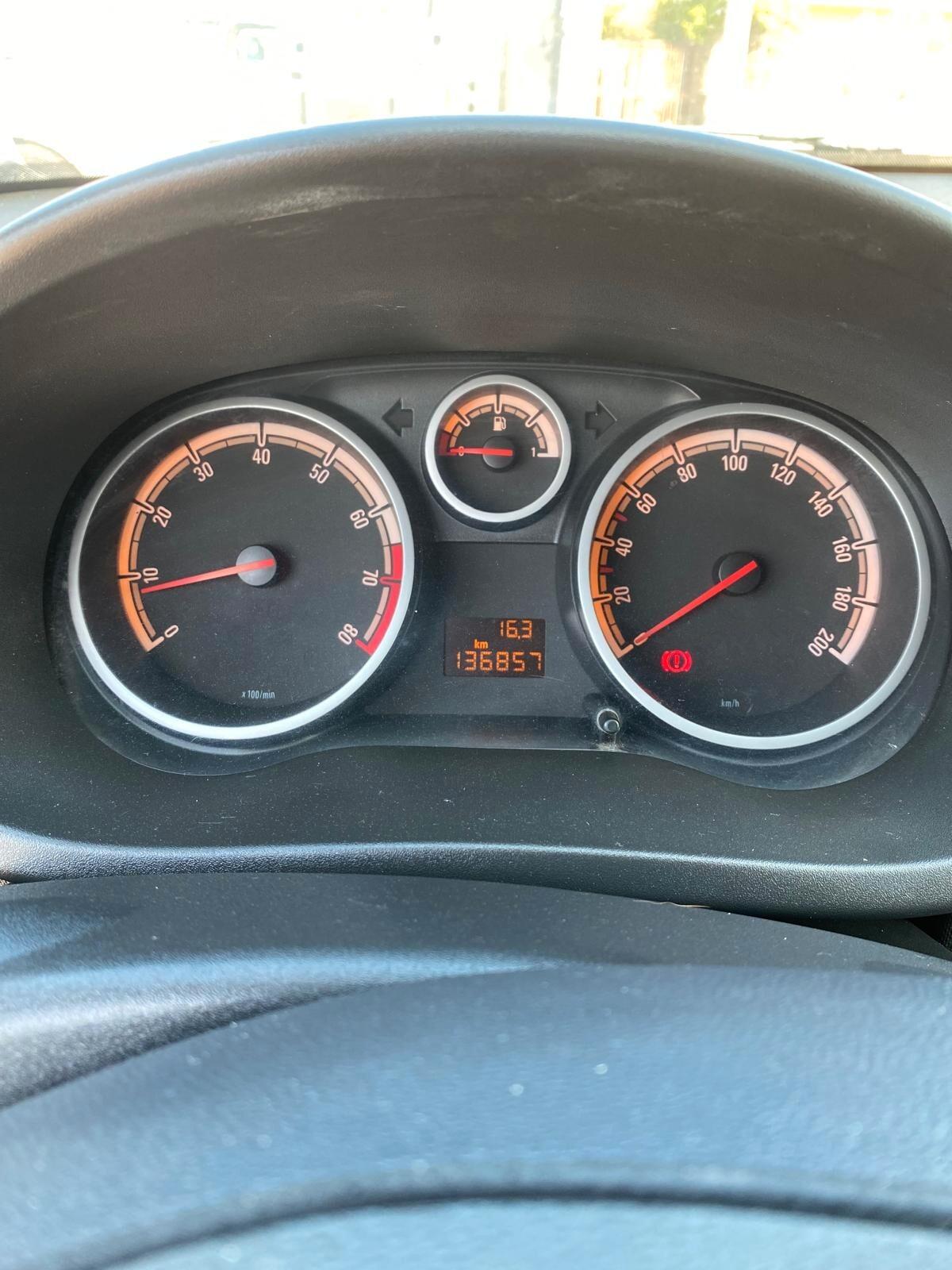 Opel Corsa 1.2 5 porte Cosmo
