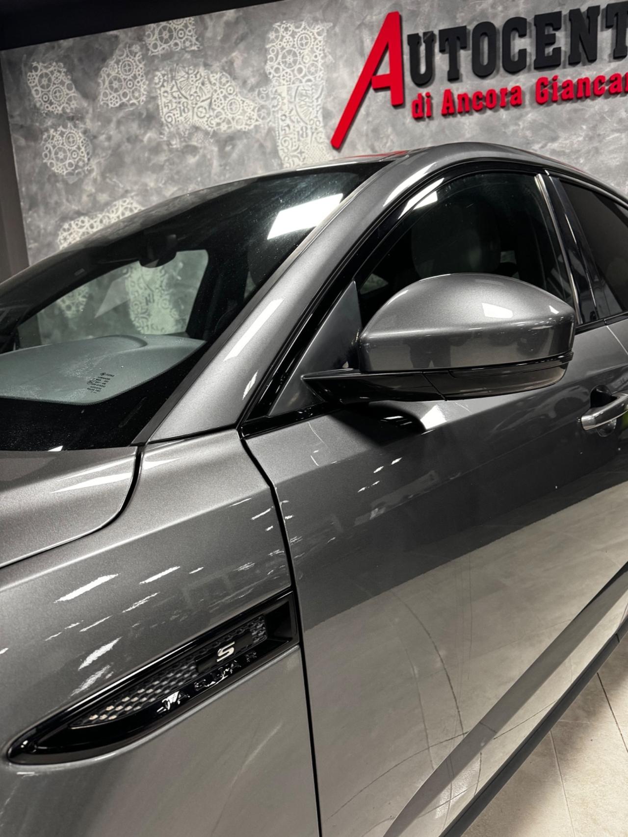 JAGUAR E-PACE 4WD R-DYNAMIC SPORT