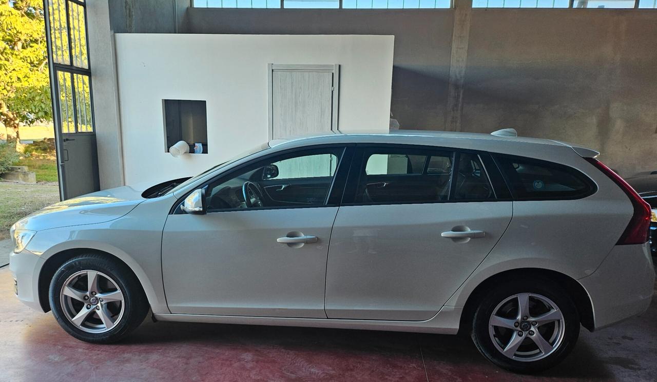 Volvo V60 D2 Kinetic