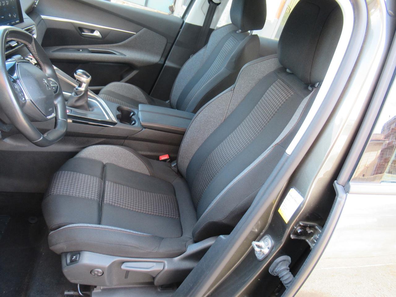 Peugeot 3008 BlueHDi 130 S&S Business