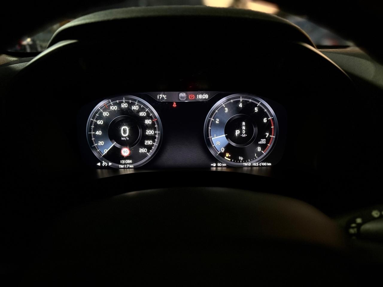 Volvo XC40 T3 Geartronic R-design PARI AL NUOVO