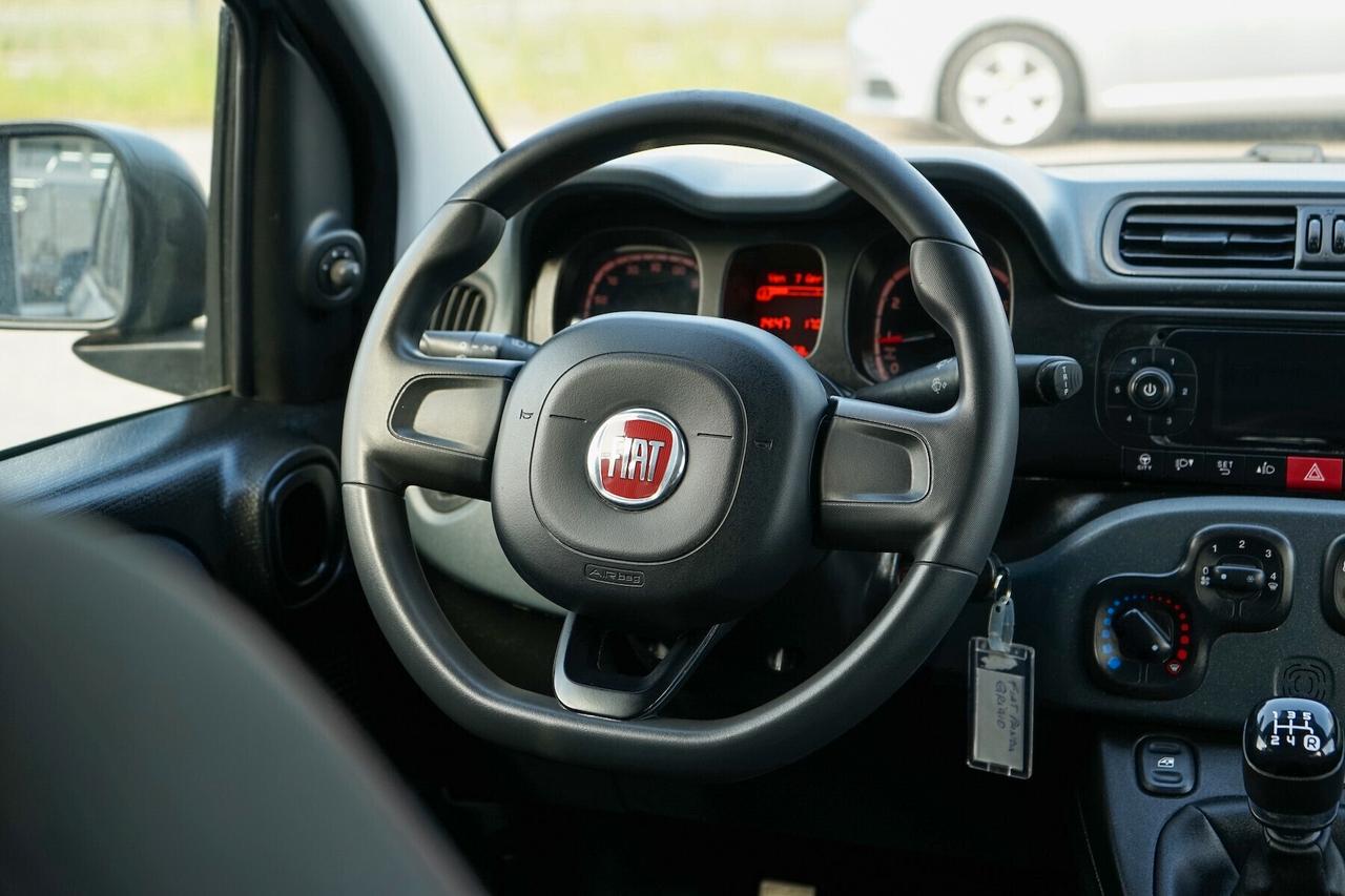 Fiat Panda 1.2 BENZINA AUTO IN ARRIVO 5 POSTI
