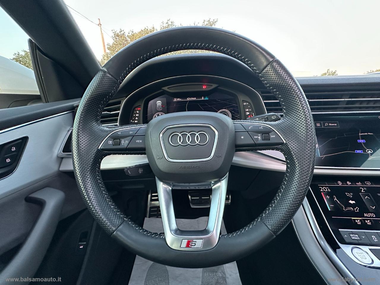 AUDI Q8 45 TDI S-LINE TETTO APRIBILE