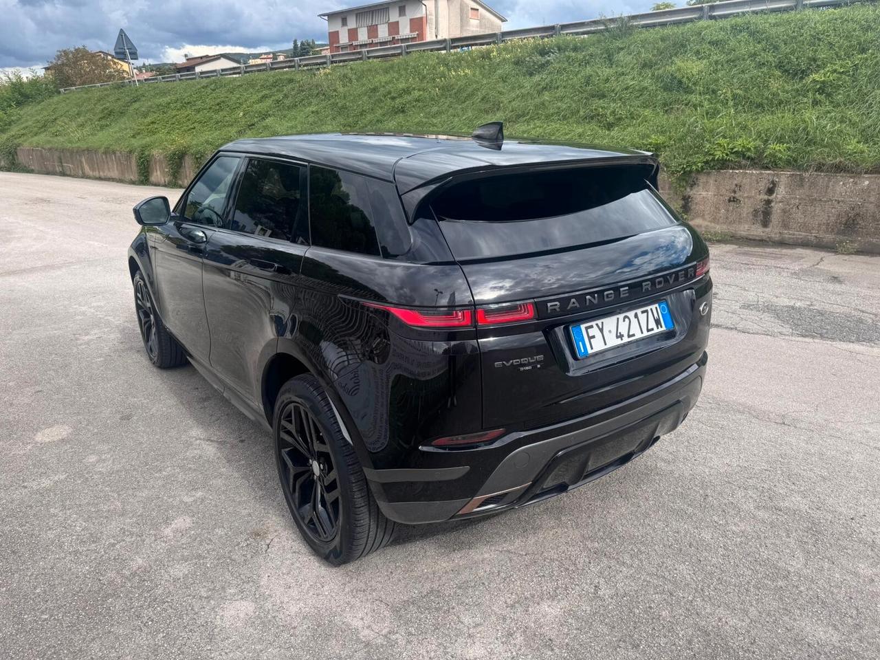 Land Rover Range Evoque 2.0D I4-L.Flw 150CV AWD Auto R-Dynamic SE
