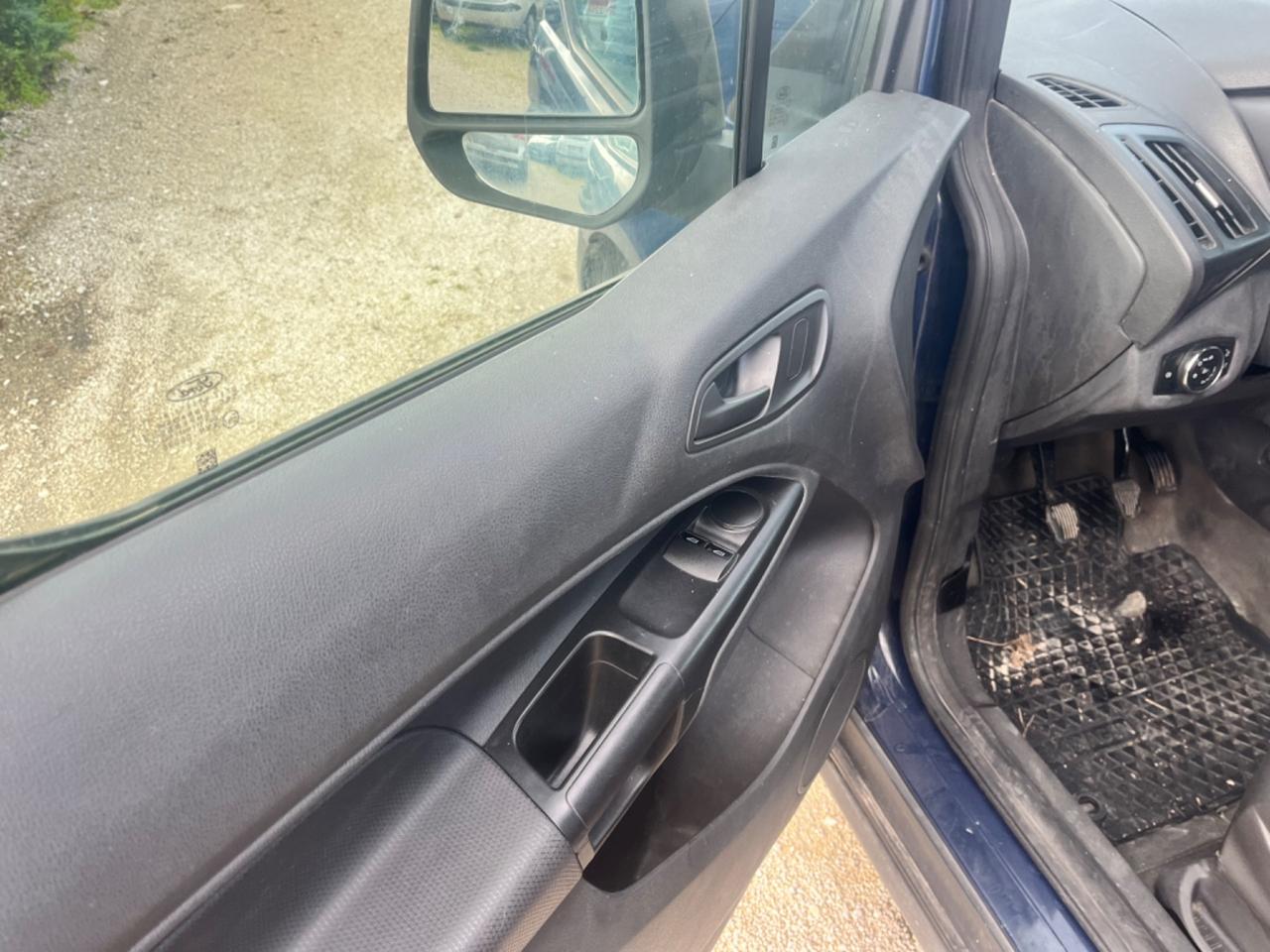 Ford Tourneo Courier 1.5 TDCI 75 CV Plus