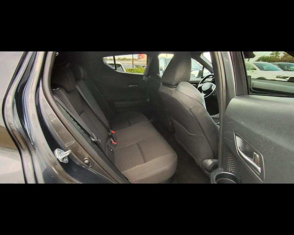 Toyota C-HR 1.8 Hybrid Trend E-CVT