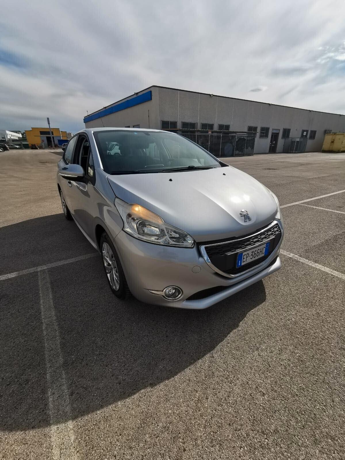 Peugeot 208 1.0 VTi 68 CV 5 porte Active - 2013