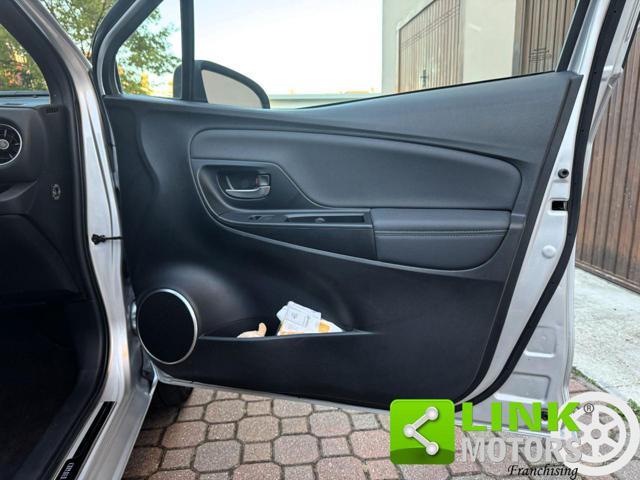 TOYOTA Yaris 1.5 Hybrid 5 porte Style