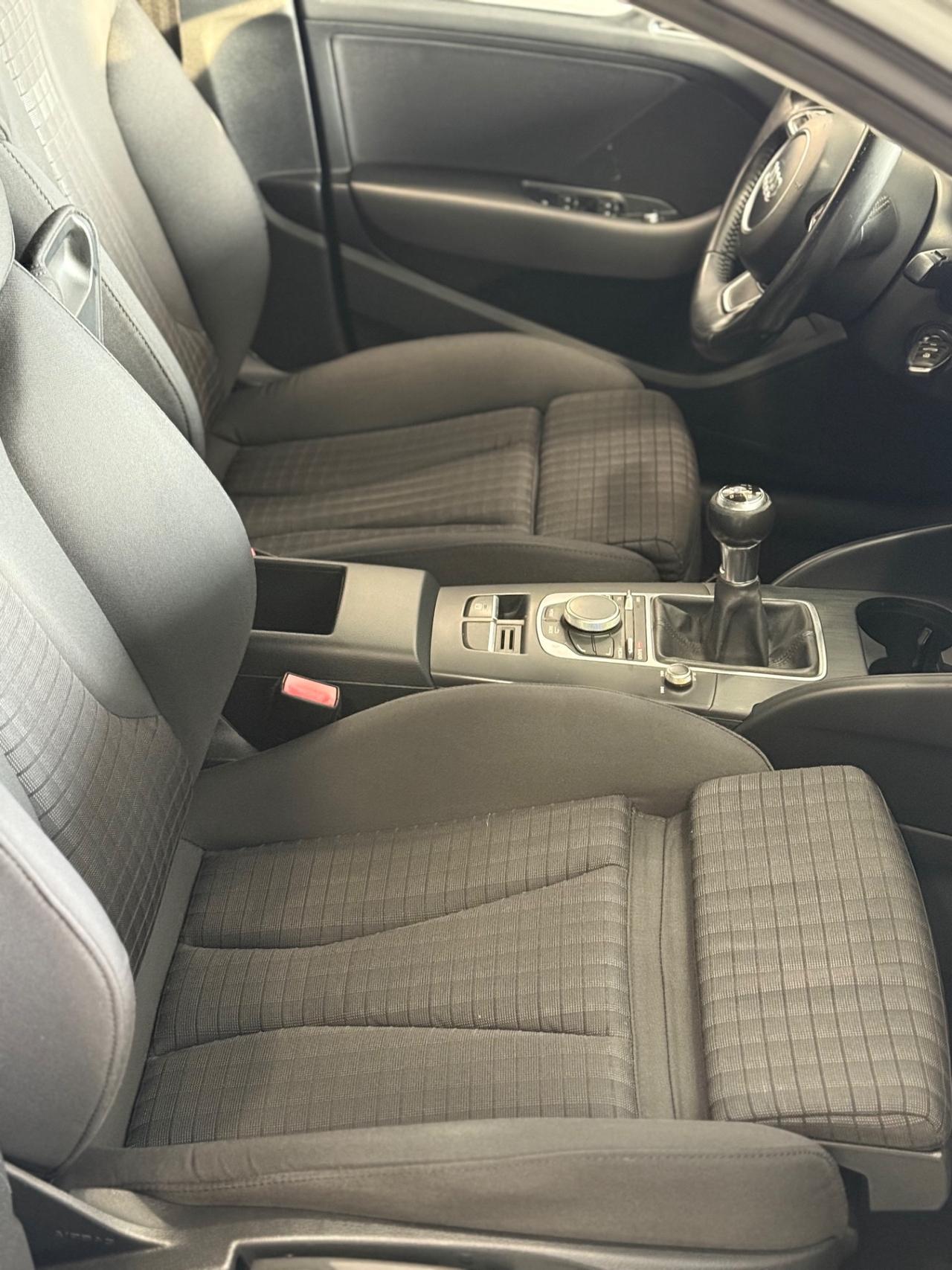 Audi A3 1.6 TDI ultra Attraction