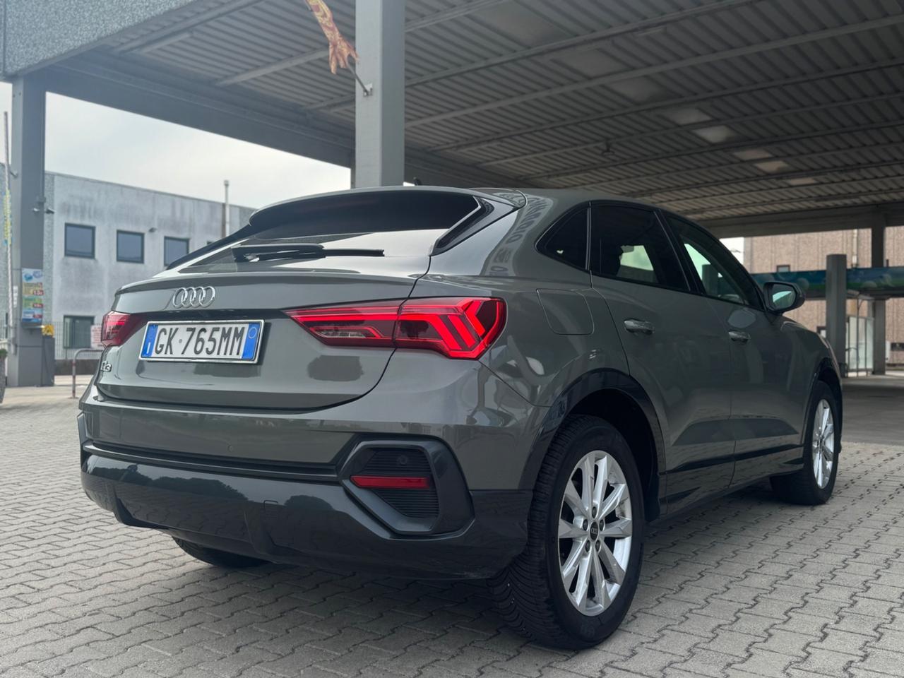 Audi Q3 SPB 35 TDI S tronic Business Plus