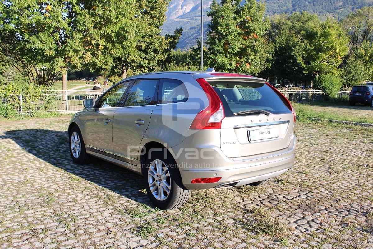 VOLVO XC60 D4 AWD Geartronic Summum