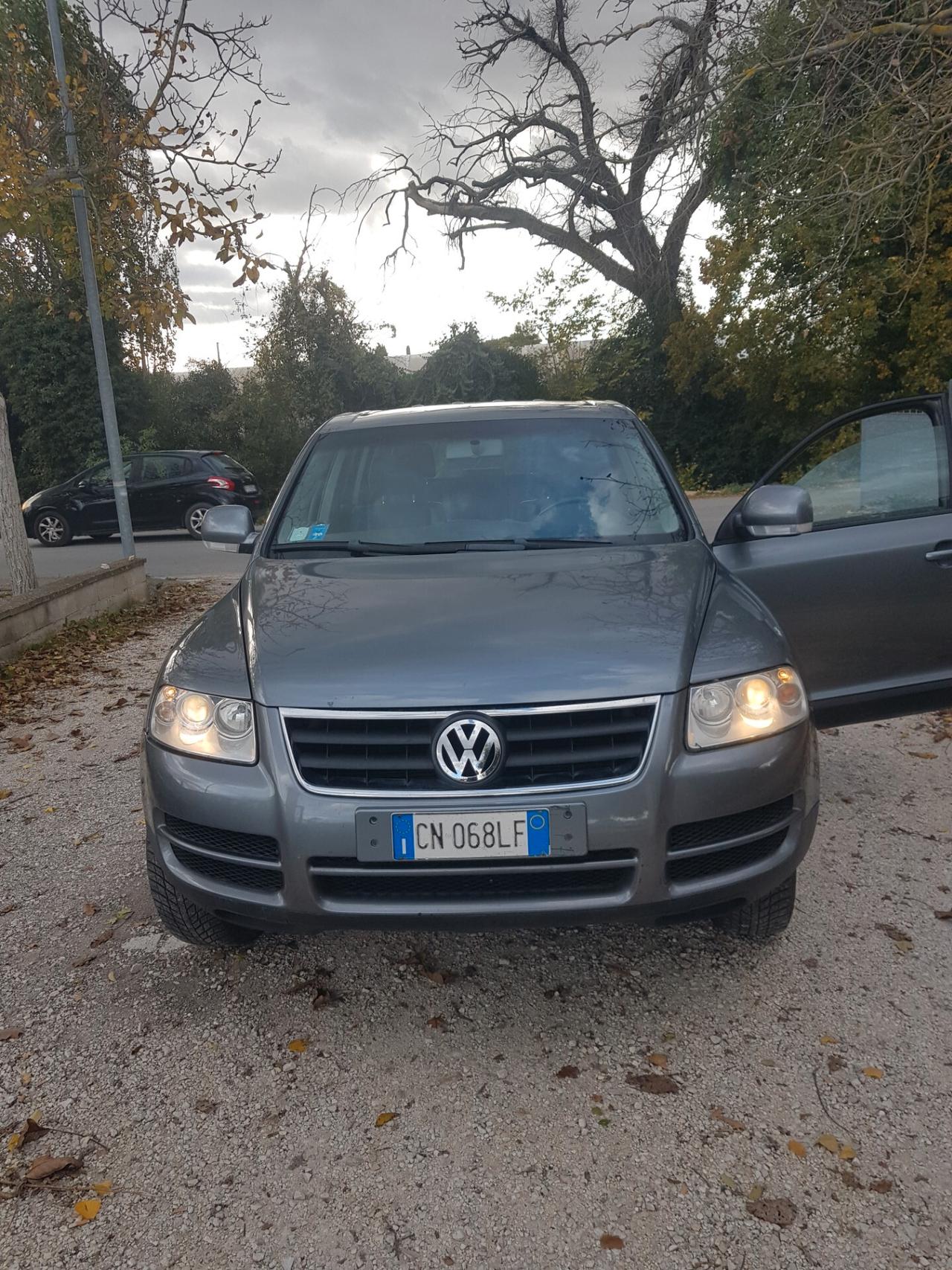 Volkswagen Touareg 2.5 tdi