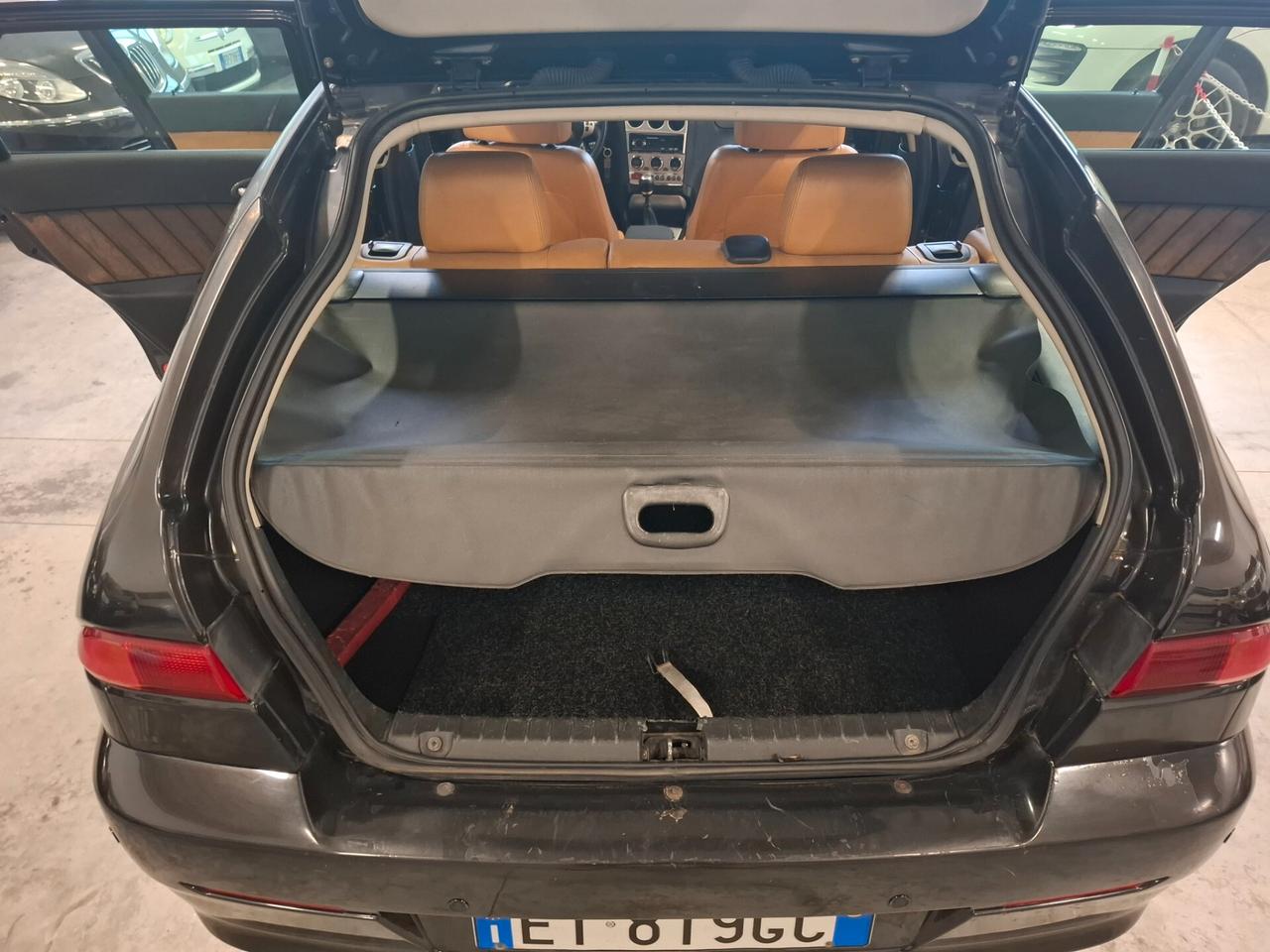 Alfa Romeo 156 1.9 JTD 16V Sportwagon T.I.