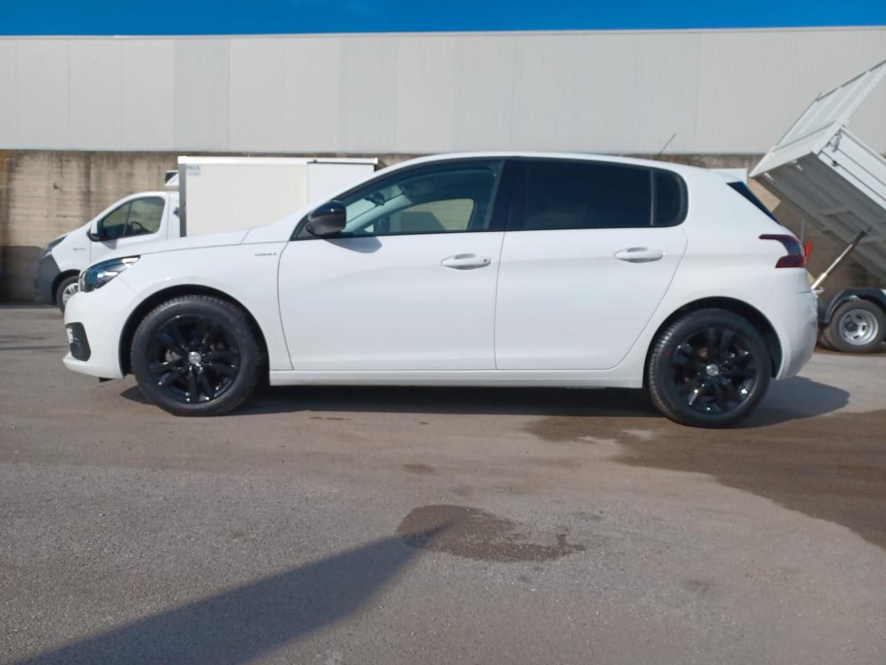 Peugeot 308 ACTIVE BUSINESS 1600 CC. HDI 130 CV. IVA DEDUCIBILE RIF: 1024