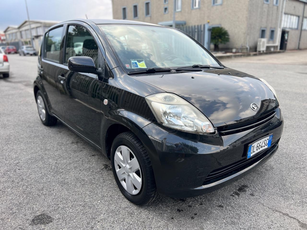 Daihatsu Sirion 1.0 12V Mio
