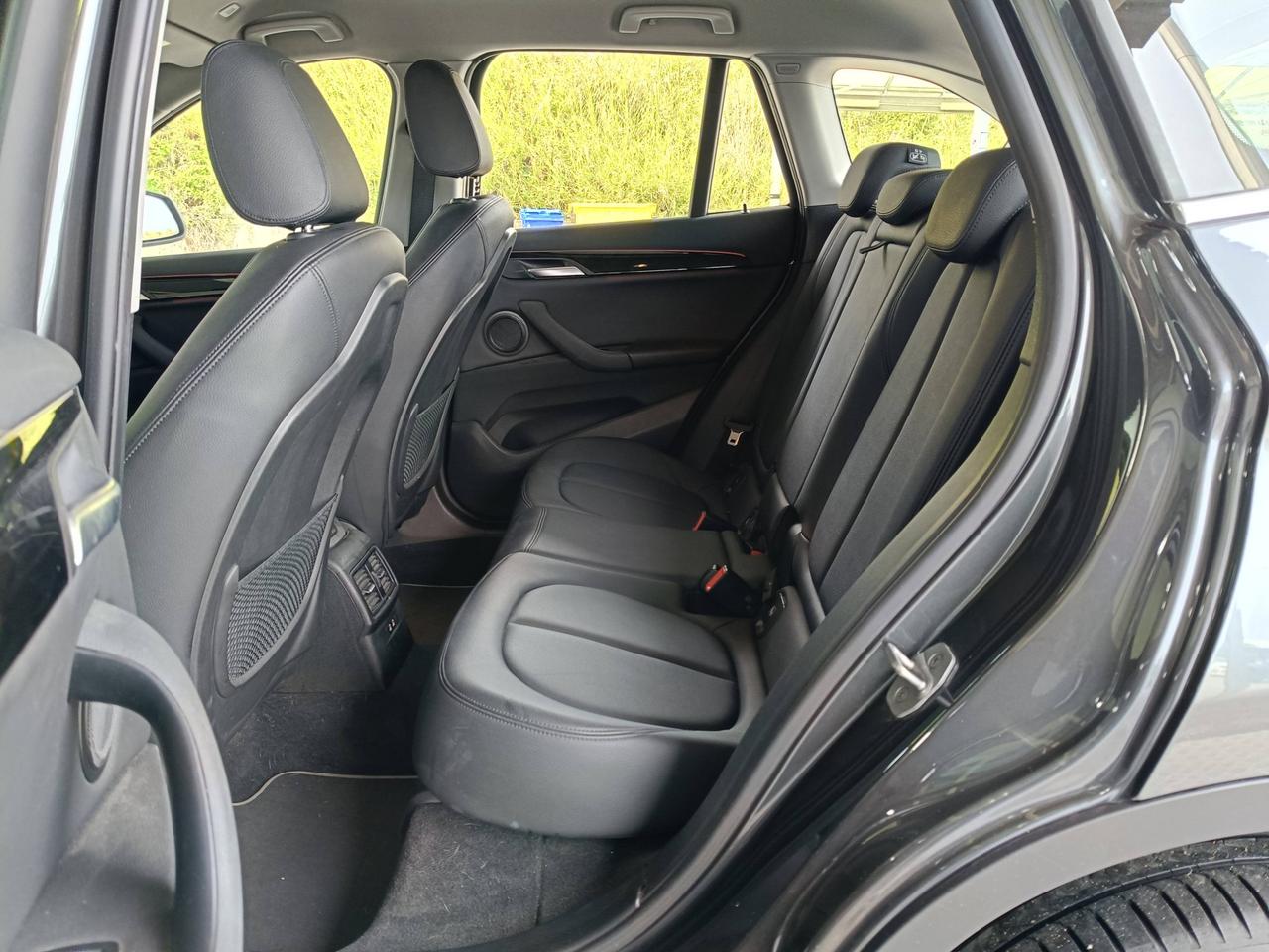 BMW X1 F48 2019 - X1 sdrive18d xLine Plus auto