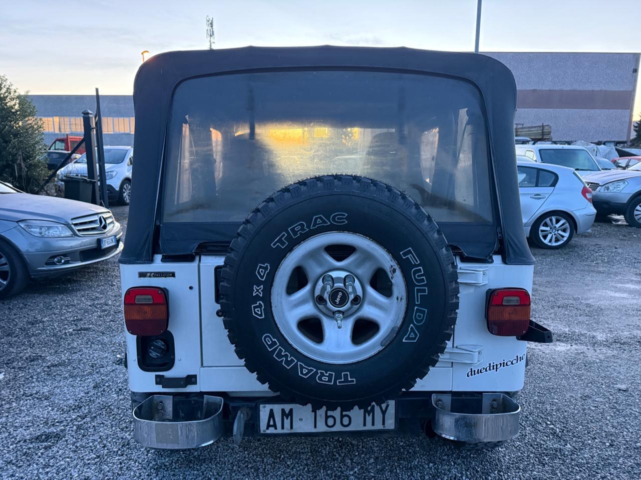 Jeep Wrangler 2.5 cat Soft top (EU)