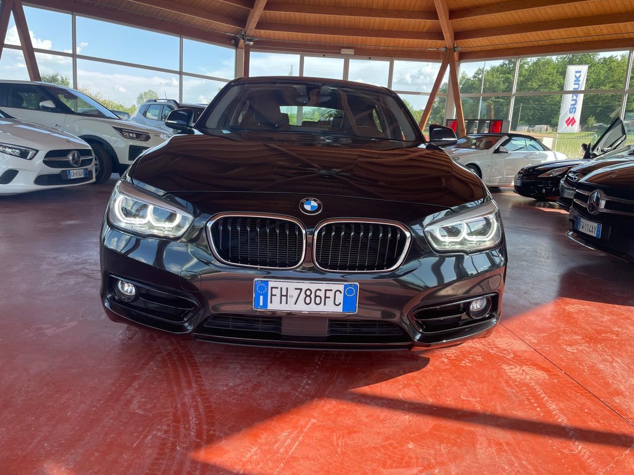 Bmw 118 118d 5p. Urban