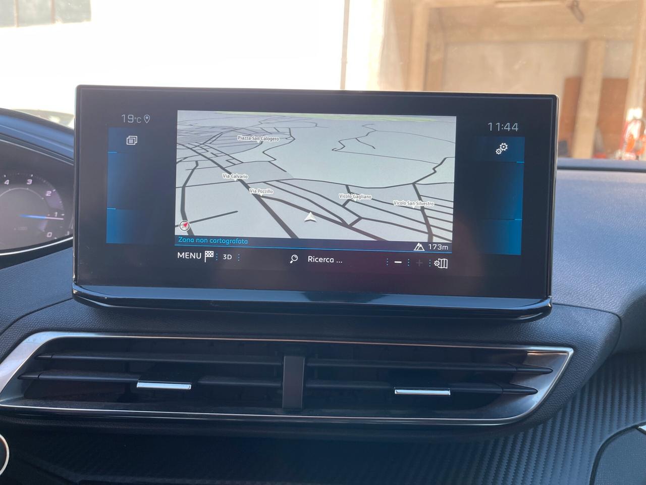 Peugeot 3008 BlueHDi 130 S&S EAT8 Allure