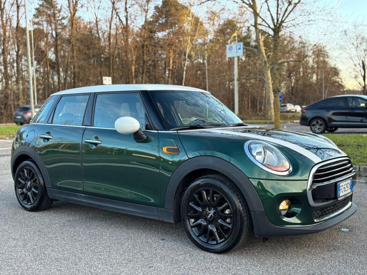 Mini 1.5 Cooper D•AUTO•INTERNI JCW•PERFETTA