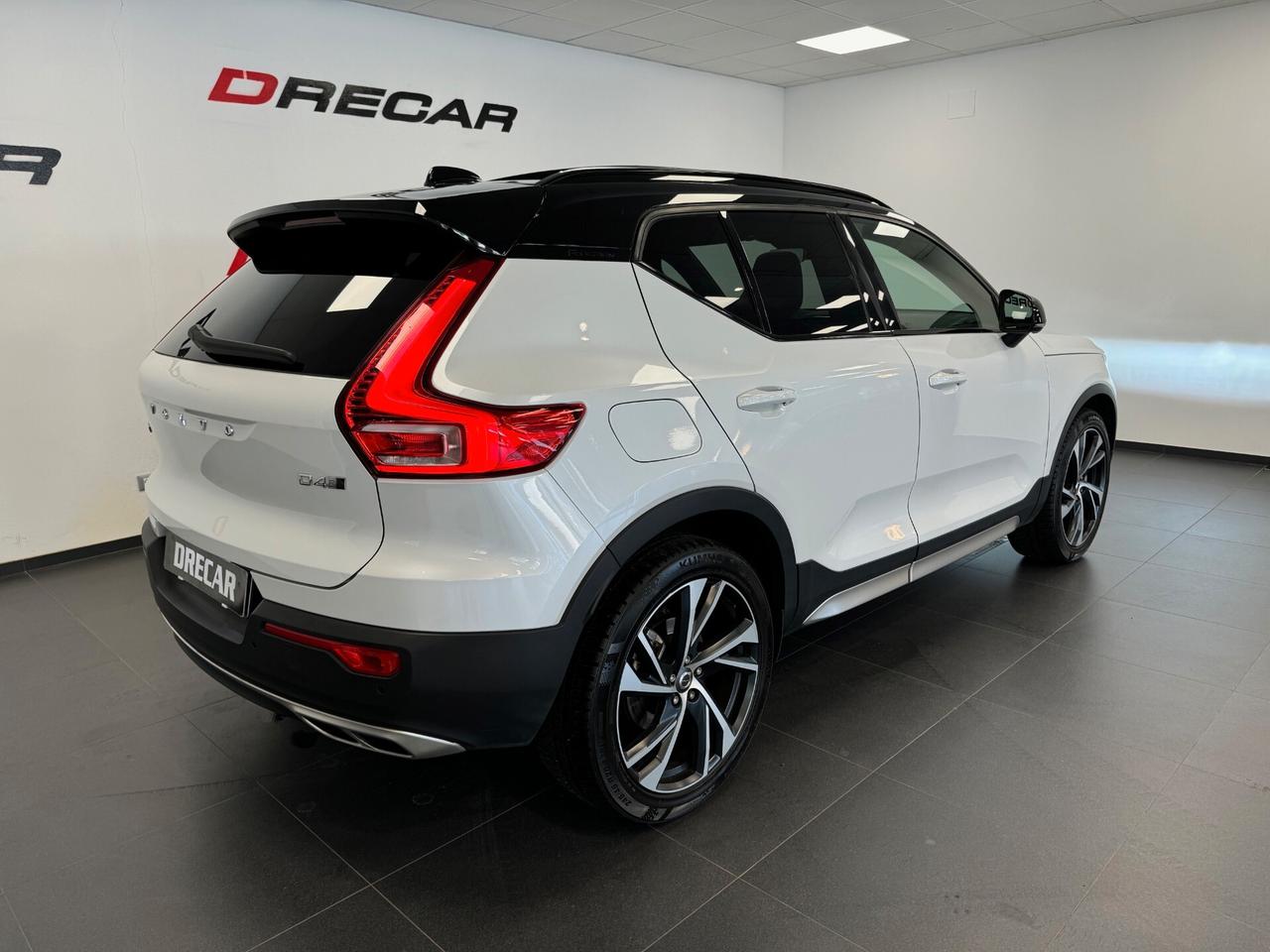 Volvo XC40 D4 AWD Geartronic R-design 20" TETTO CAMERA 360