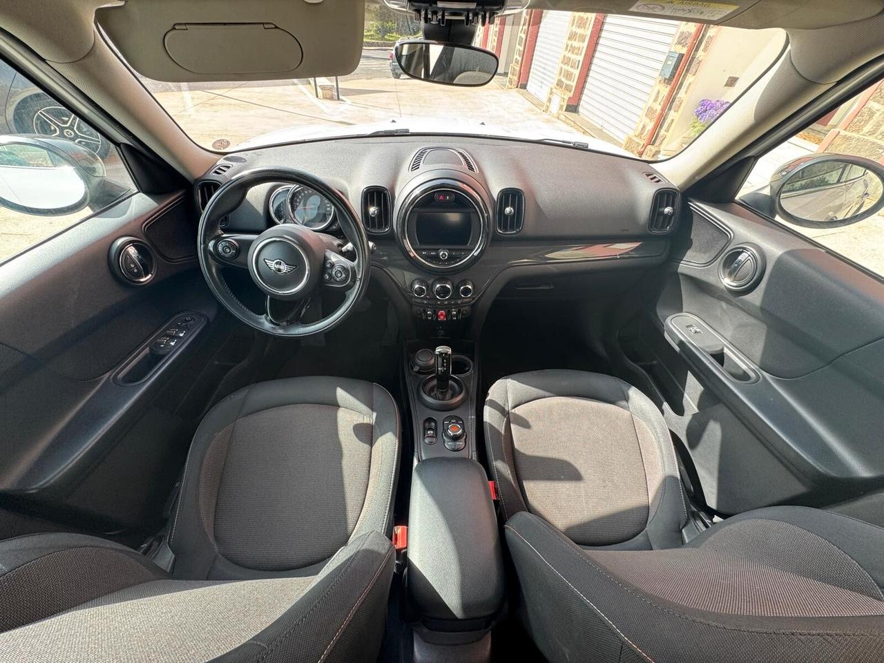 Mini Cooper D Countryman 2.0 Business Automatica