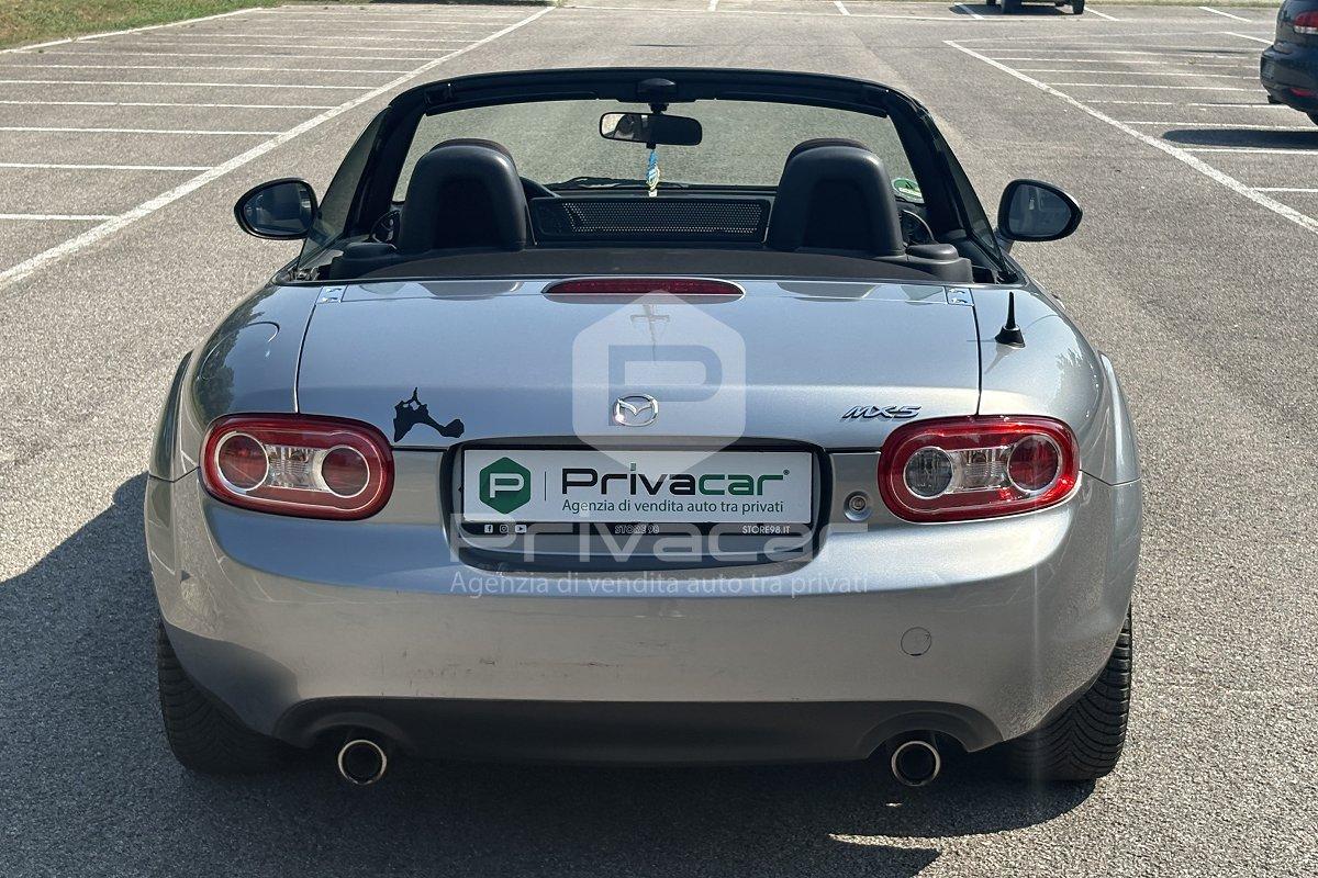 MAZDA MX-5 Roadster 1.8L Fire