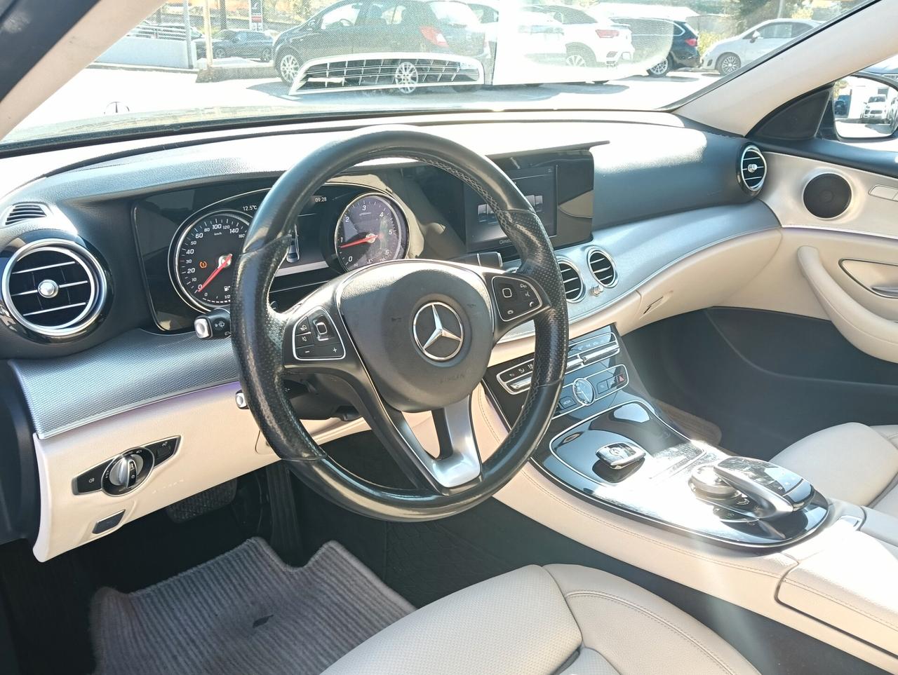 Mercedes-benz E 200 E 200 d Auto Executive