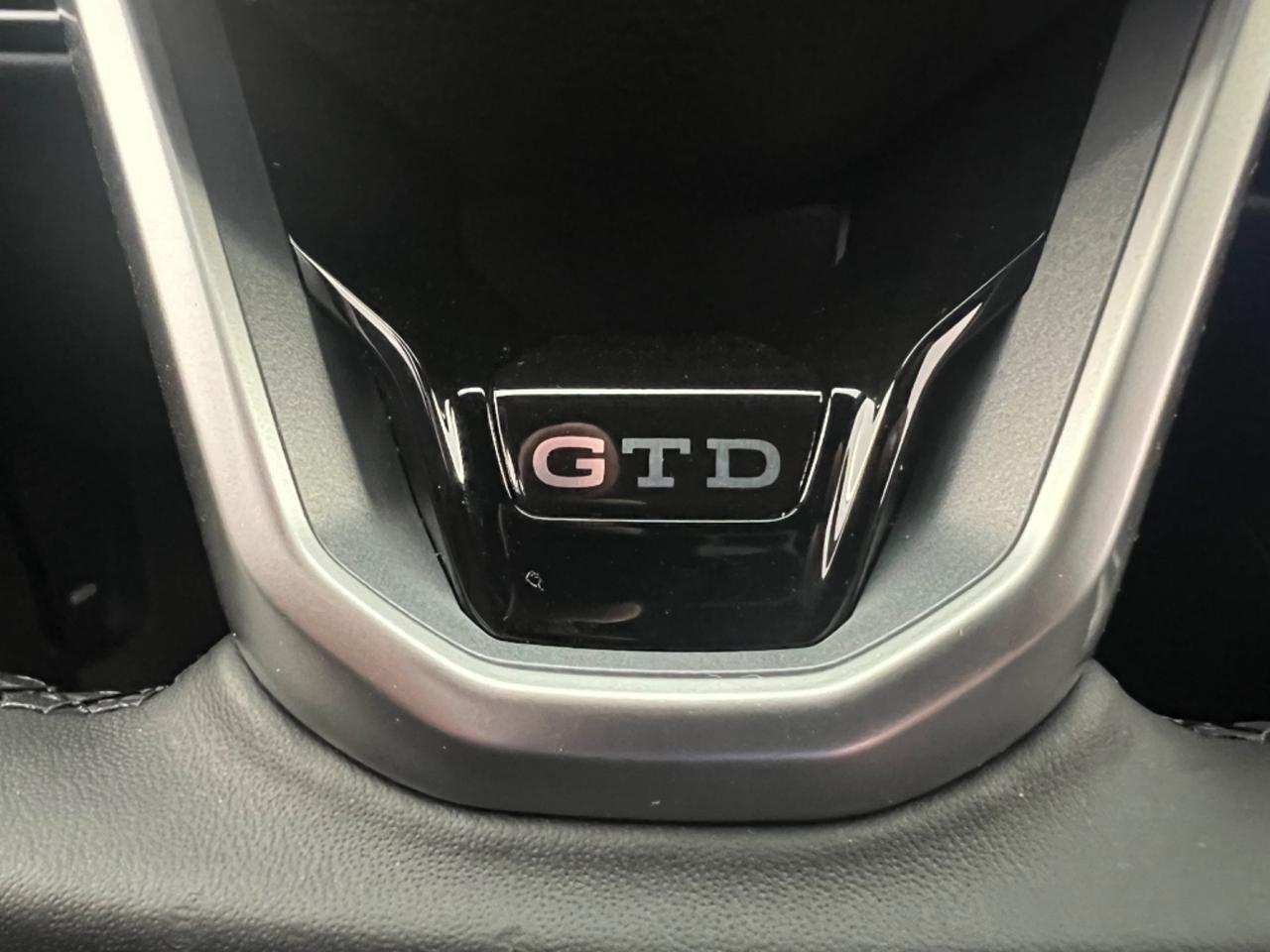 Volkswagen Golf 2.0 TDI GTD DSG
