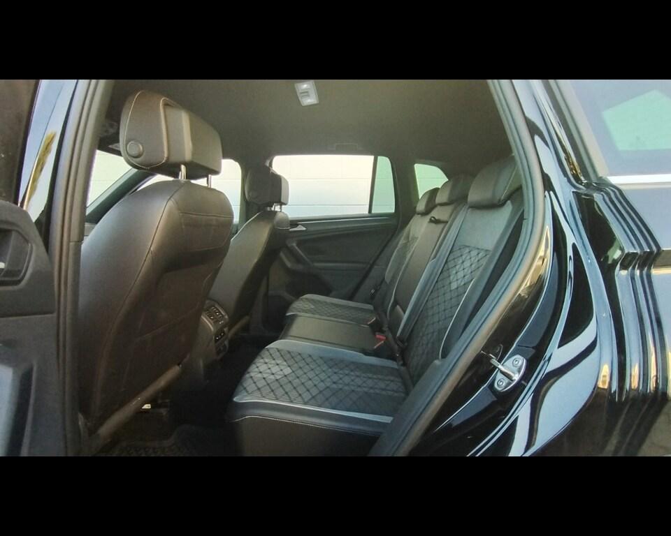 Volkswagen Tiguan 2.0 TDI SCR R-Line DSG