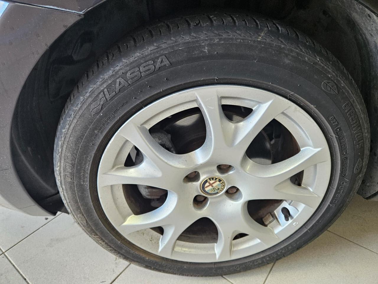 Alfa Romeo MiTo 1.3 JTDm-2 95 CV S&S Distinctive Sport Pack