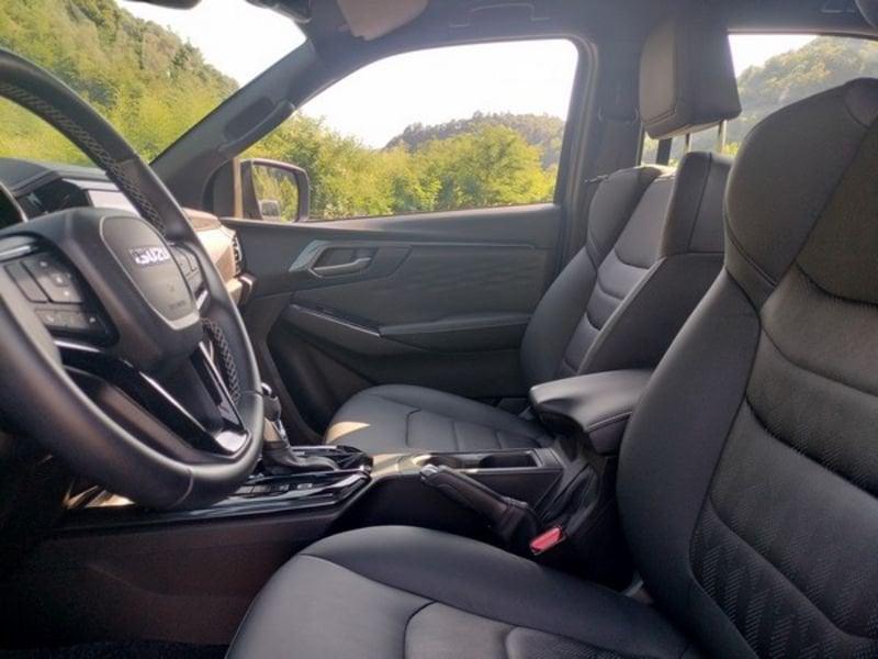 Isuzu D-Max N60 D-Max N60 1.9 aut. Crew Nitro Sport Cab