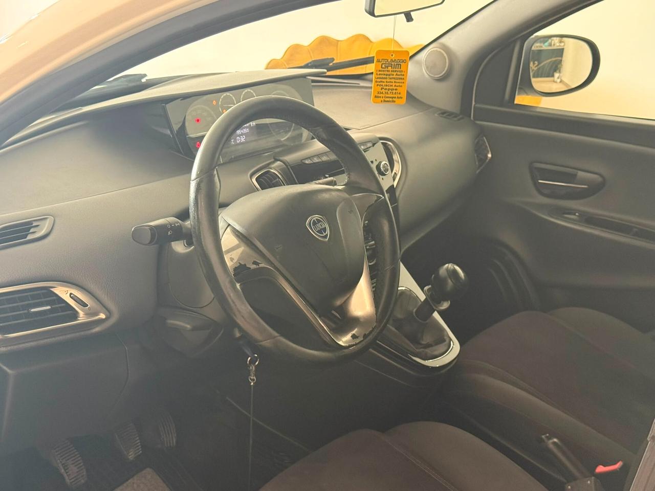 Lancia Ypsilon 1.2 69 CV 5 porte GPL Ecochic Platinum