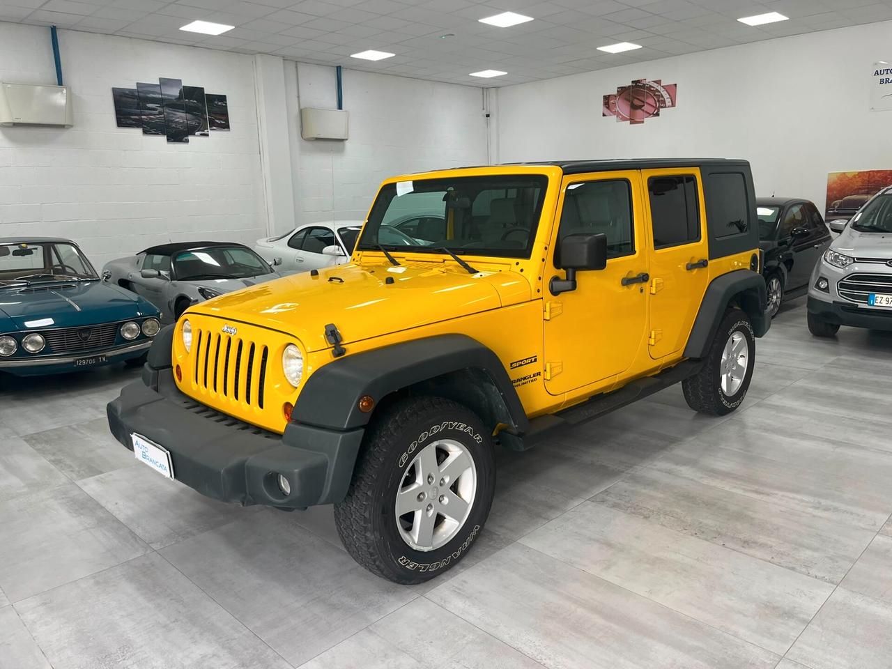 Jeep Wrangler Unlimited 2.8 CRD DPF Sport Auto