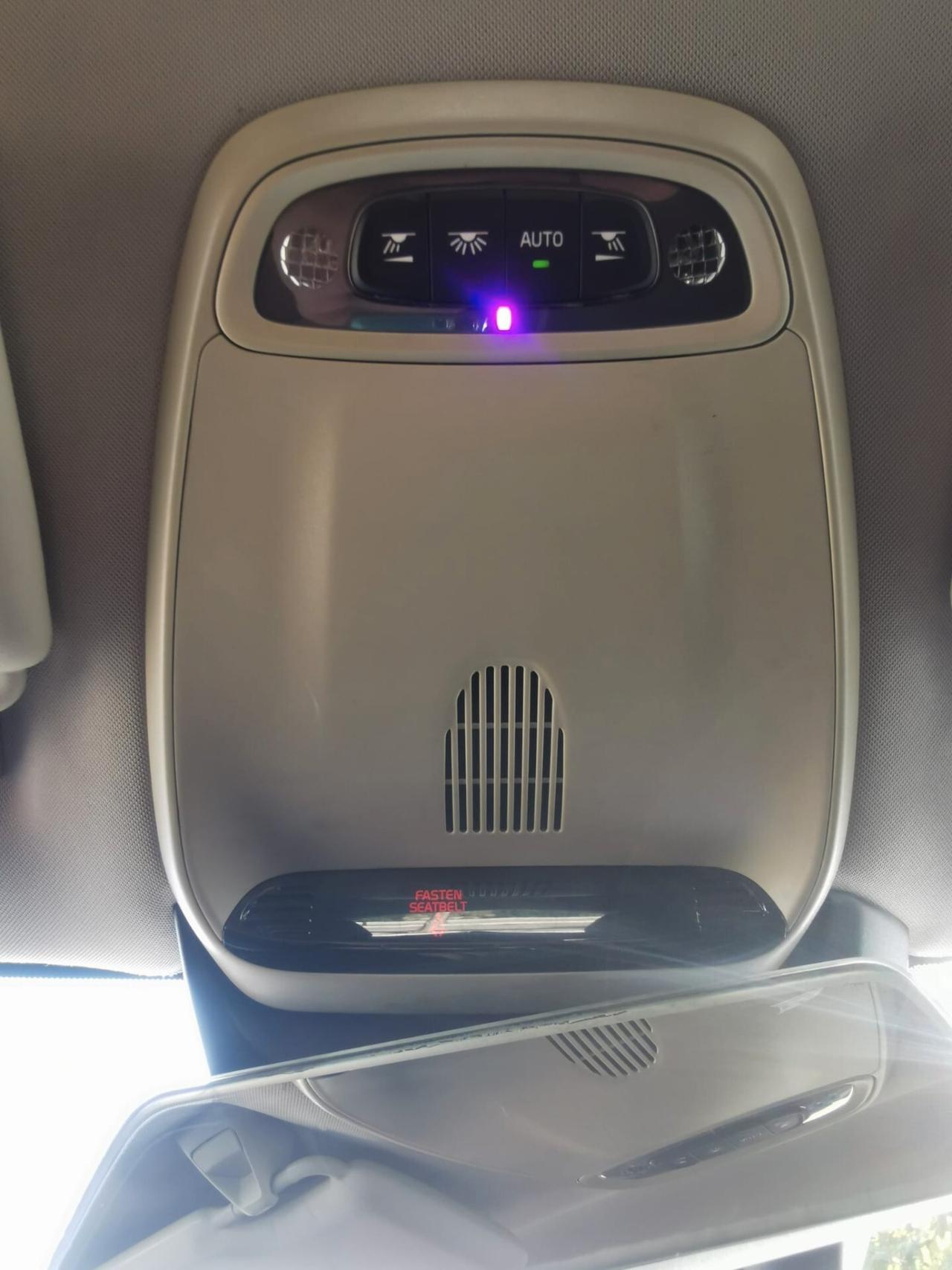 Volvo V40 Cross Country D2 Summum - 2016