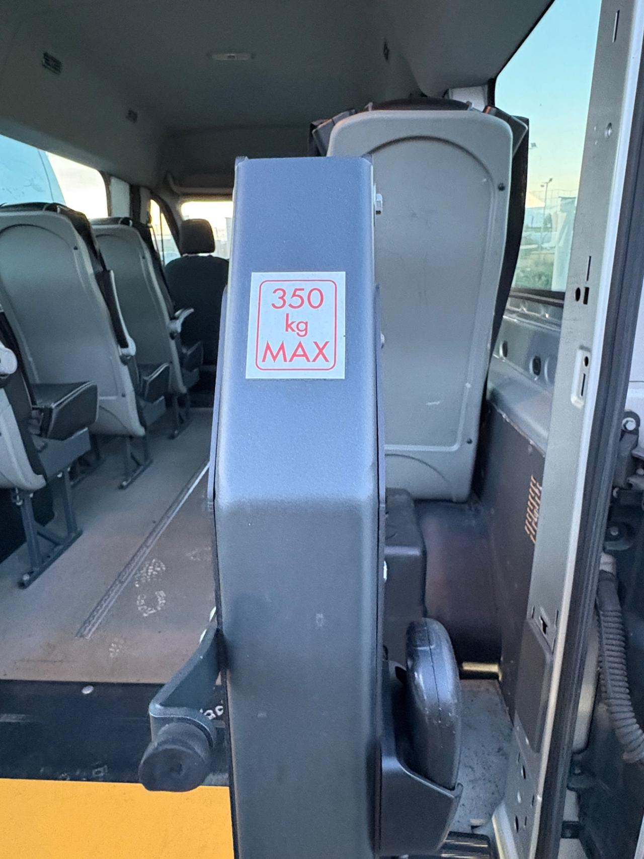 Ford Transit 2.0cc 130CV 9 posti trasporto disabili