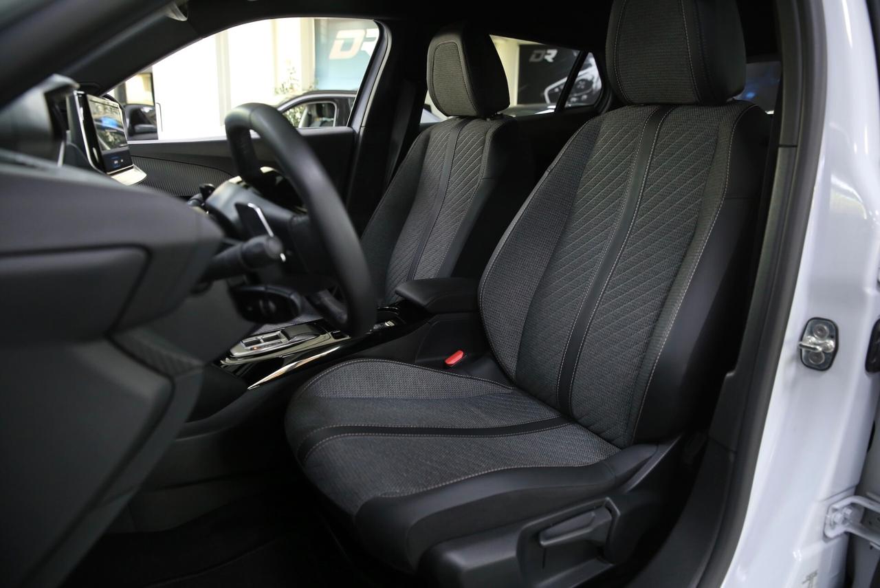 Peugeot 2008 PureTech 130 cv EAT8 Allure