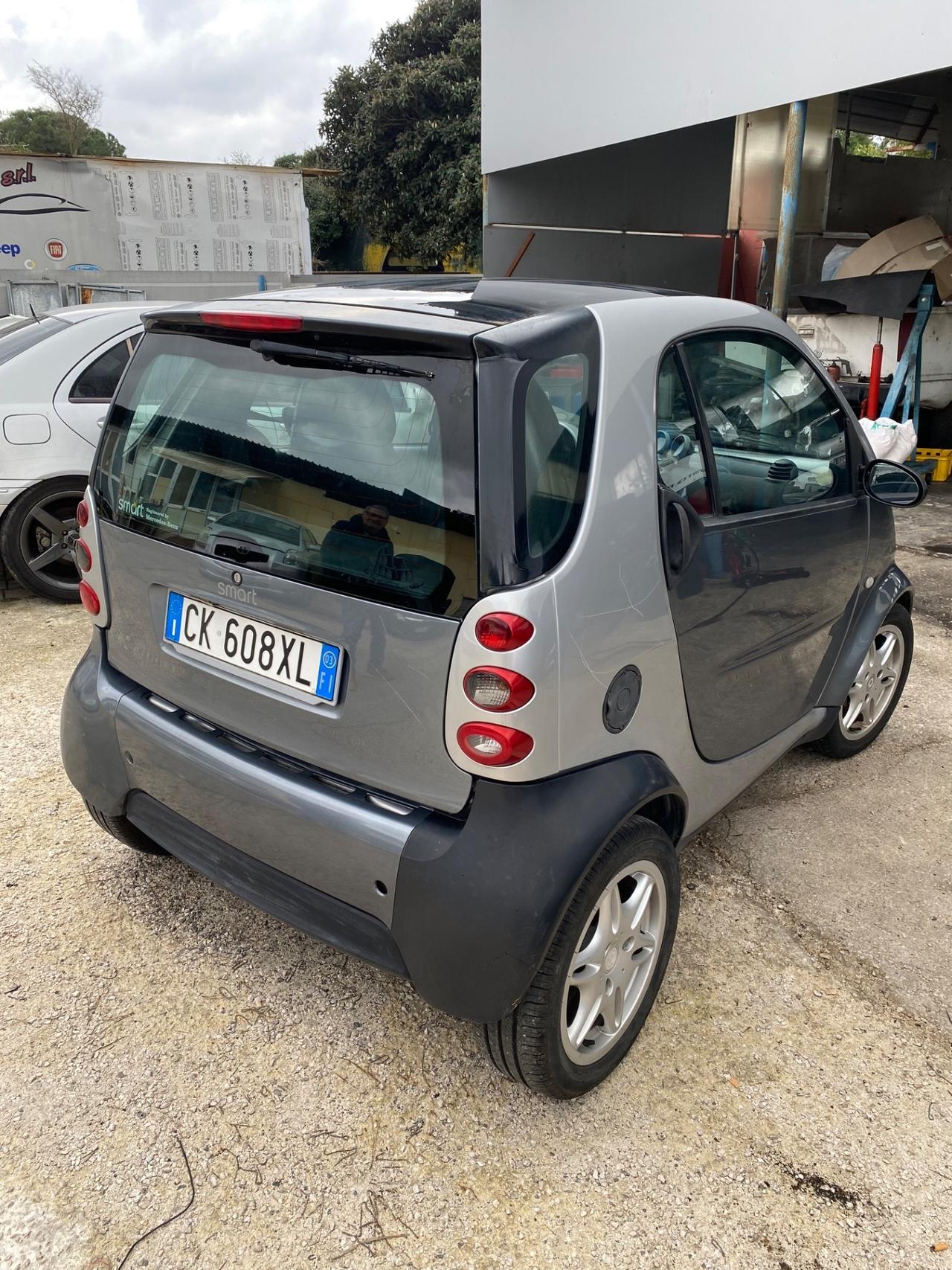 Smart 700 city-coupé passion