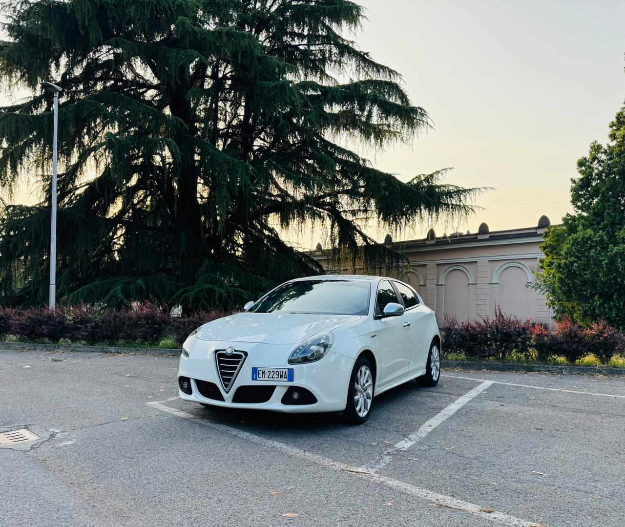 Alfa Romeo Giulietta 2.0 JTDm-2 140 CV Exclusive