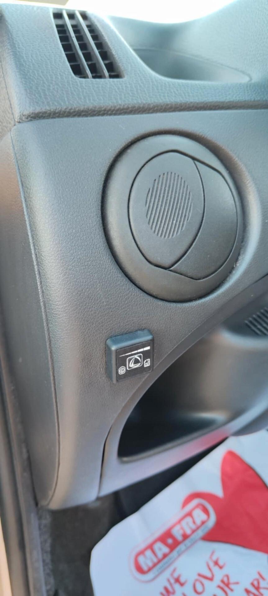 Fiat Punto 1.2i cat 5 porte ELX