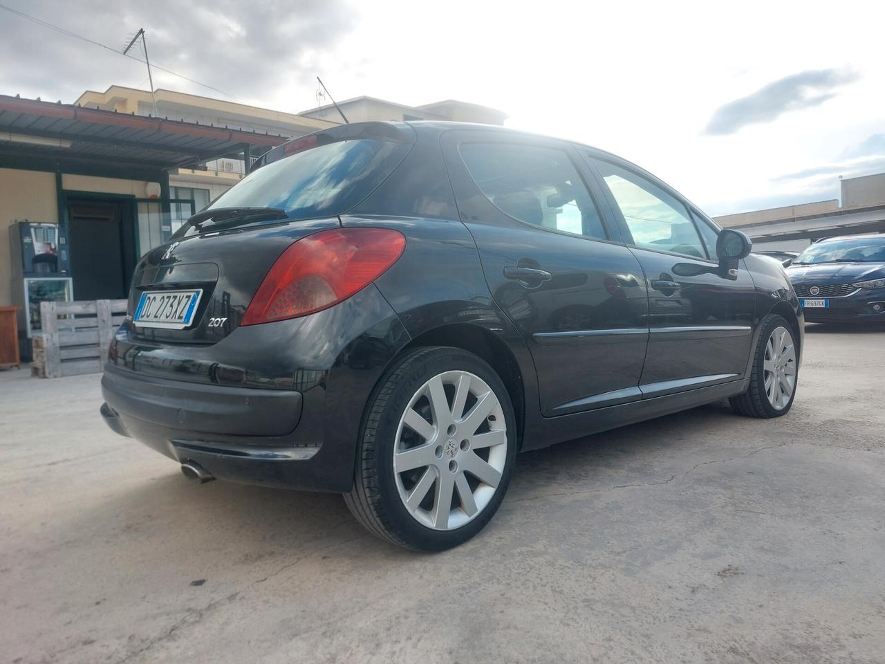 Peugeot 207 1.6 HDi 110CV 5p. XS