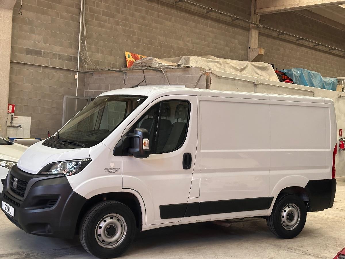 FIAT Ducato 30 2.2 Mjt 140cv PV Furgone -103kw