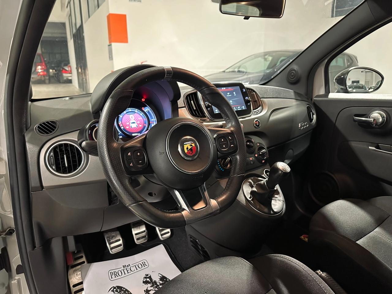 Abarth 595 1.4 Turbo T-Jet 165 CV Pista 70 - RECORD MONZA UNI PROP.